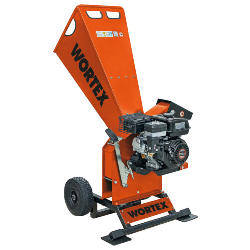 Cippatrice arancione WORTEX con motore a scoppio e ruote per il trasporto, ideale per triturazione legno e giardinaggio.